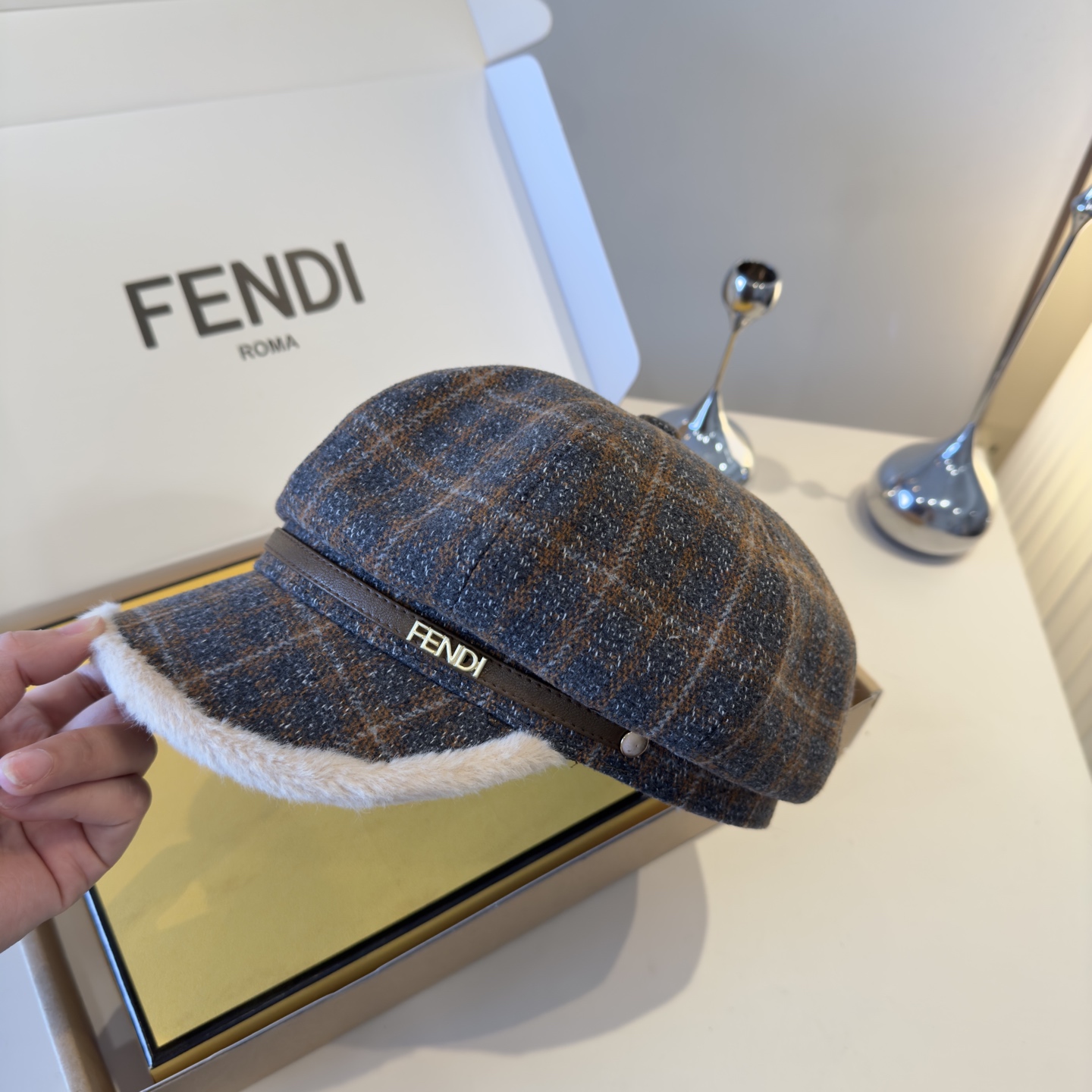 💰Fendi's new duck tongue military hat, high-end customization, head circumference 57cm