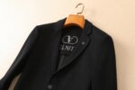 VLTN Valentino's new men's wool suit jacket for autumn and winter 2025 is made to high standards with top-notch ready to wear clothing. It is custom-made in Italy with wool fabric, which has a delicate and soft feel. The upper body is firm and stylish, with a natural and comfortable texture. The continuity of the fabric is excellent, and the upper body effect is superb, suitable for any body shape. The overall brand is decorated with Thousand Bird Grid craftsmanship, exuding a strong sense of luxury. The design of two buttons, atmospheric and perfect ready to wear cut, stands out in terms of styling effect, and is a must-have for urban early autumn casual matching. Size: M-4XL slim fit 178 135 L slim fit maximum weight 190 pounds - Image 6