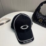 💰BALENCIAGA巴黎世家新款刺绣logo棒球帽，很酷的色系，男女佩戴都有不同style，第一批抢先出货！巴黎粉必入款！ - Image 9