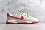 #NK SB Dunk Low Supreme联名 米白红勾 周年高端定制 低帮休闲板鞋 KK1688-031
#定制鞋盒 大厂纯原品质出货 超高清洁度 皮料切割干净无任何毛边 细节完美 
尺码：36 36.5 37.5 38 38.5 39 40 40.5 41 42 42.5 43 44 44.5 45 - Image 3