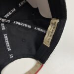 Comes with dust bagBurberry 3D embroidery, original baseball cap hot selling item at the counter, pure cotton lining, lightweight and breathable. Perfect design, precise and accurate grid alignment, original factory quality, exclusive physical shooting, suitable for both men and women! - Image 7