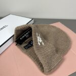 Chanel官网品质香奈儿秋冬网红时尚博主推荐款毛线帽，小红书爆款，手感超柔软舒适的针织线帽，弹性极佳！ - Image 6