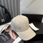 Gucci Classic Original Baseball Hat 😍 Counter 1:1 mold customization, highest version, original canvas lightweight and breathable! Physical shooting, suitable for both men and women in all seasons, with a basic head circumference of 56 and adjustable patch. - Image 8