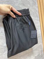 ❤️ Prada/Prada 2025 Autumn/Winter New Products with Three Standards Complete Casual Pants Good Products Don't Need Too Much Introduction Look at Details Counter Size: M-4XL 175/140 Upper Body L