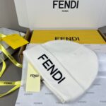 💰 FENDI's official website recommends a knitted hat that is popular among fashion bloggers for autumn and winter. It hides a subtle sense of luxury, with every line exuding a clean and elegant style. It is simple yet not simple, generous yet not out of style, and every detail showcases high-end taste. The sense of fashion becomes more and more enduring in restraint. - Image 3